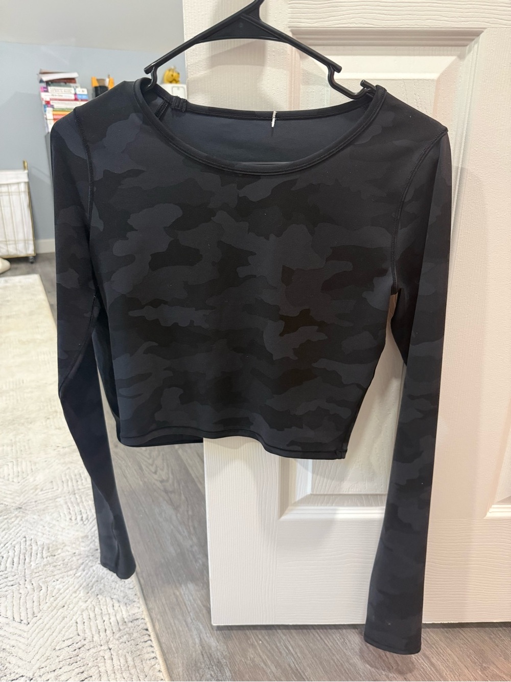 lululemon athletica Black Camo Long-Sleeve Crop Top